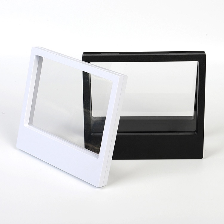 Floating Frame / Membrane Box